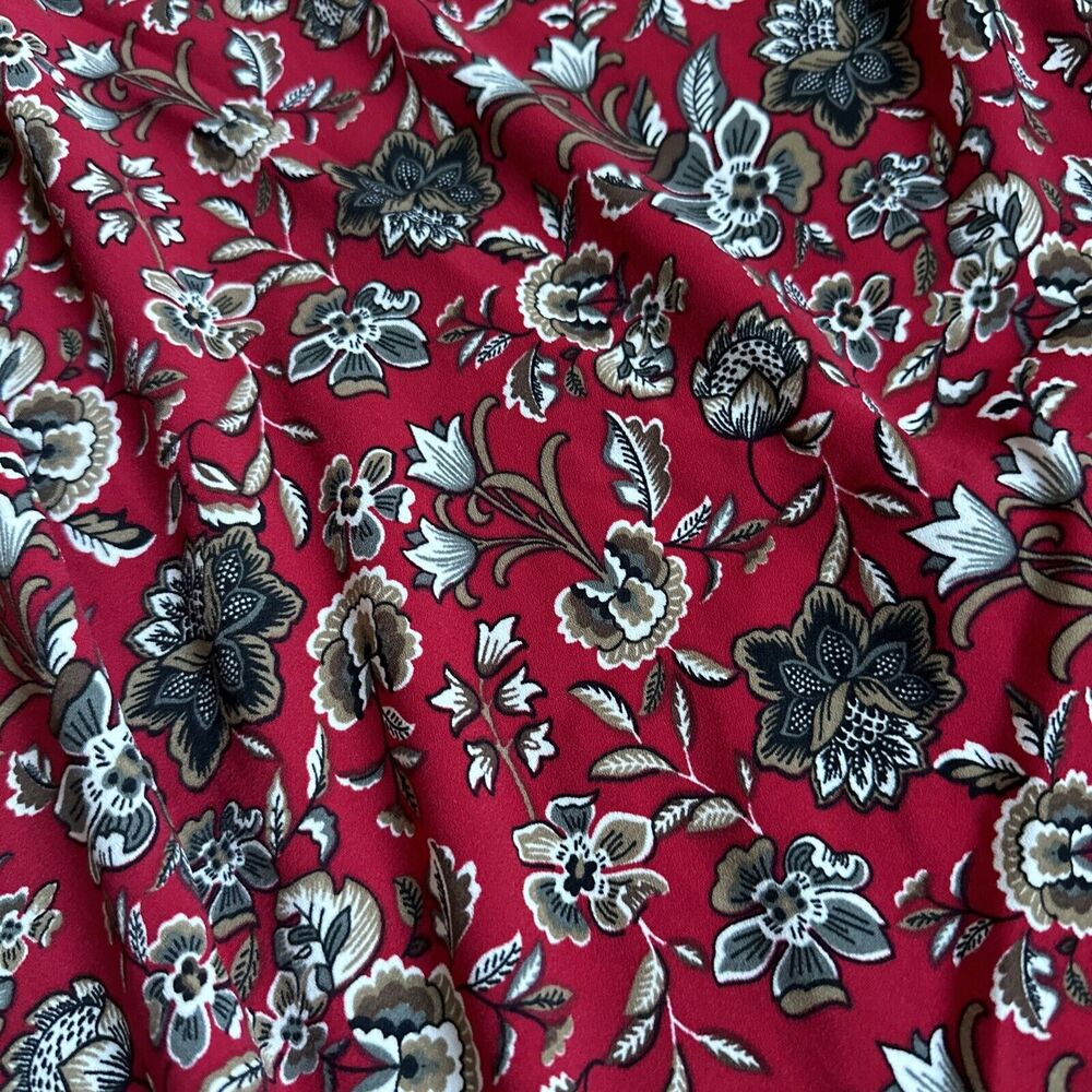 Making the Cut Size Large Season 3 Red Floral Crepe‎ Pleated Wide Leg Pants NWT - Picture 3 of 10